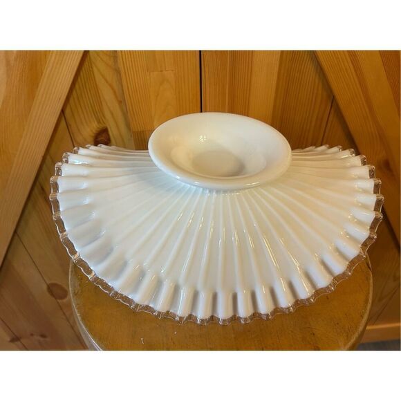 FENTON ART GLASS SILVER CREST 12" DIAMETER LOW FOOTED BANANA BOWL (8725) - Picture 10 of 12